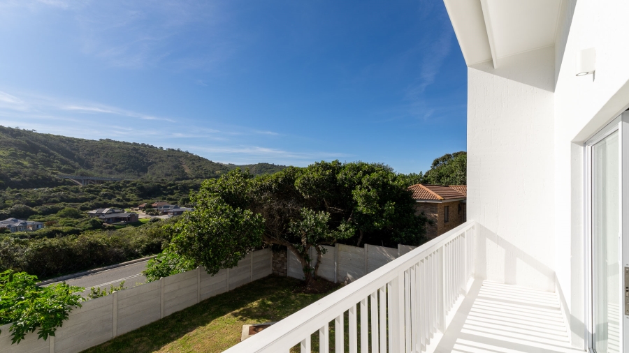 3 Bedroom Property for Sale in Hersham Western Cape